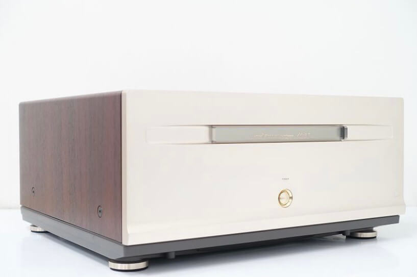 LUXMAN
