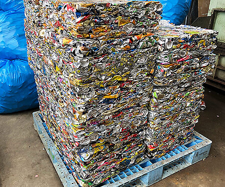 アルミ缶（プレス）