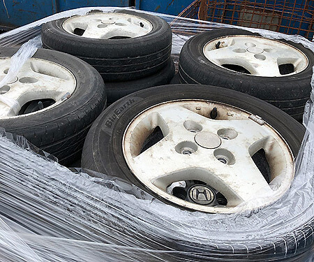 タイヤ付きホイール（15インチ以上）